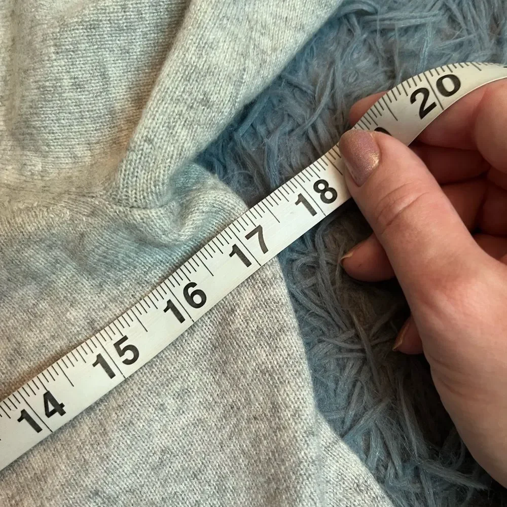 J.Crew Light Gray 100% Cashmere Sweater Size S